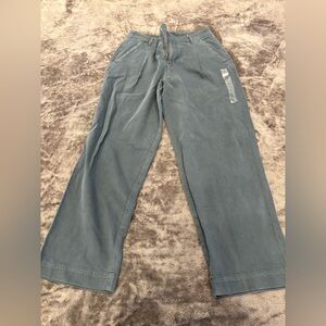 American Eagle trouser pant olive green size 6